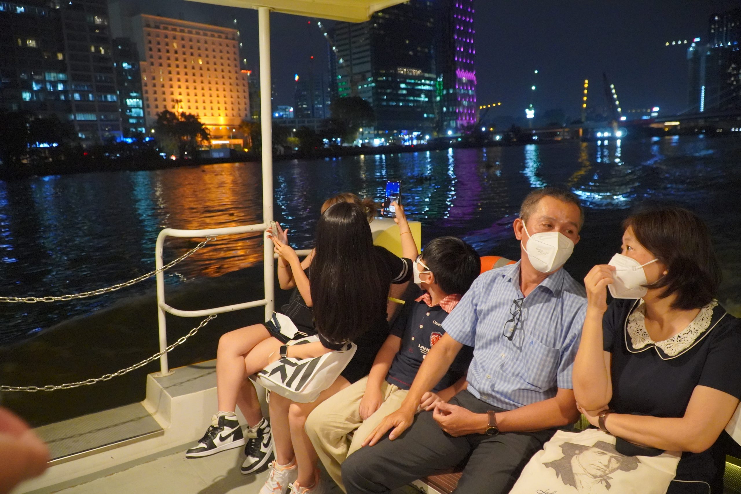 water bus buýt sông sài gòn