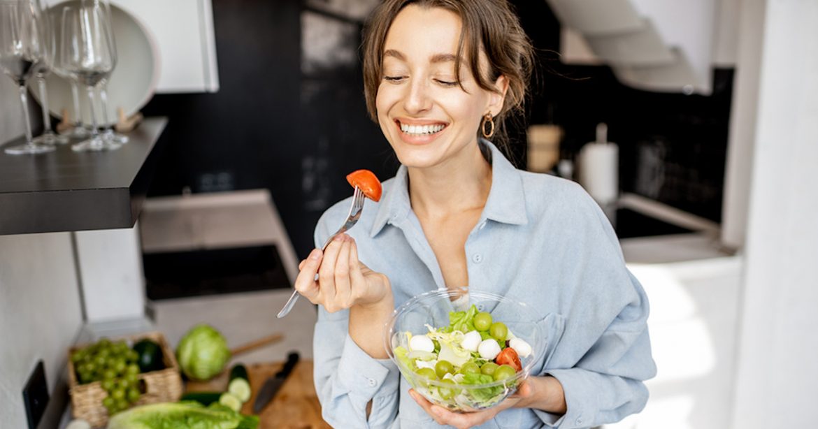 ăn kiêng bằng chế độ ăn thuần chay